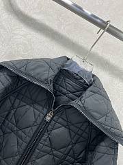 Kitlife Dior 25 Cannage Diorama Quilted Navy Collar Cotton-padded Jacket Black - 2