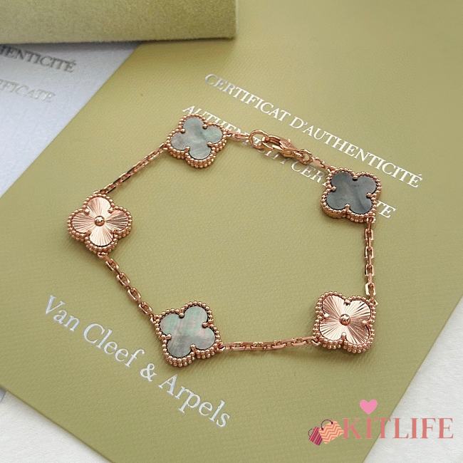 Kitlife Van Cleef & Arpels Vintage Alhambra 5P Gray Shell Diamond Bracelet  - 1