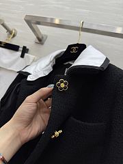 Kitlife Chanel 25 Vintage Camellia Button Black Tweed Coat  - 6
