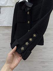 Kitlife Chanel 25 Vintage Camellia Button Black Tweed Coat  - 3