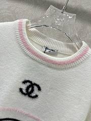 Kitlife Chanel 25 Striped Knit Pullover Sweater White - 2