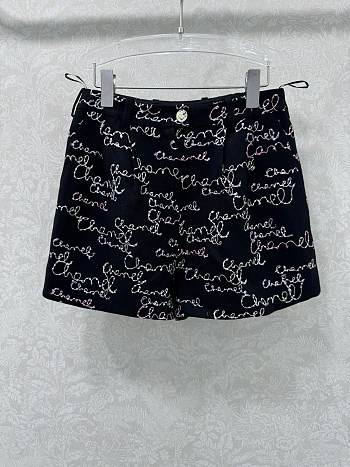 Kitlife Chanel Embroidered Wool Crepe Shorts Black & Multicolour