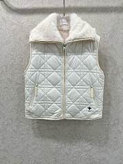 Kitlife Dior Quilted Reversible Eco-Fur Vest White - 1