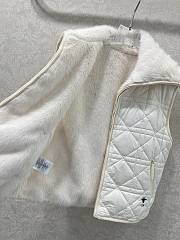 Kitlife Dior Quilted Reversible Eco-Fur Vest White - 4