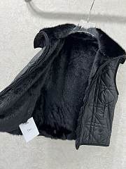 Kitlife Dior Quilted Reversible Eco-Fur Vest Black - 2