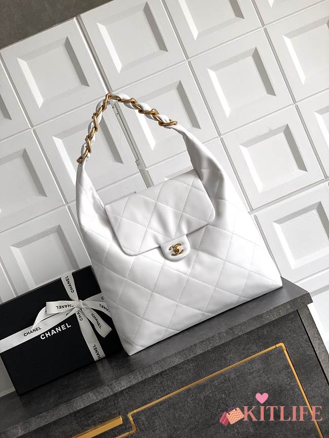 Kitlife Chanel Maxi Hobo Bag White AS5839 53x43x9cm  - 1
