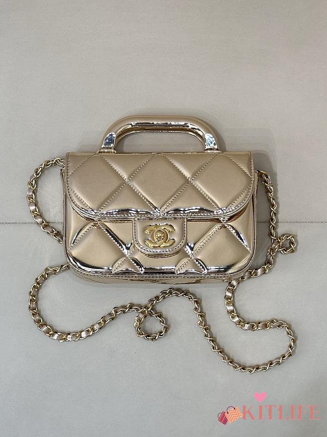 Kitlife Chanel Flap Bag With Handle Gold AS4892 18.5x13x4.5cm - 1