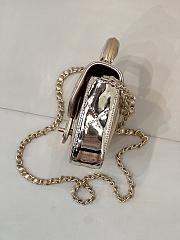 Kitlife Chanel Flap Bag With Handle Gold AS4892 18.5x13x4.5cm - 6