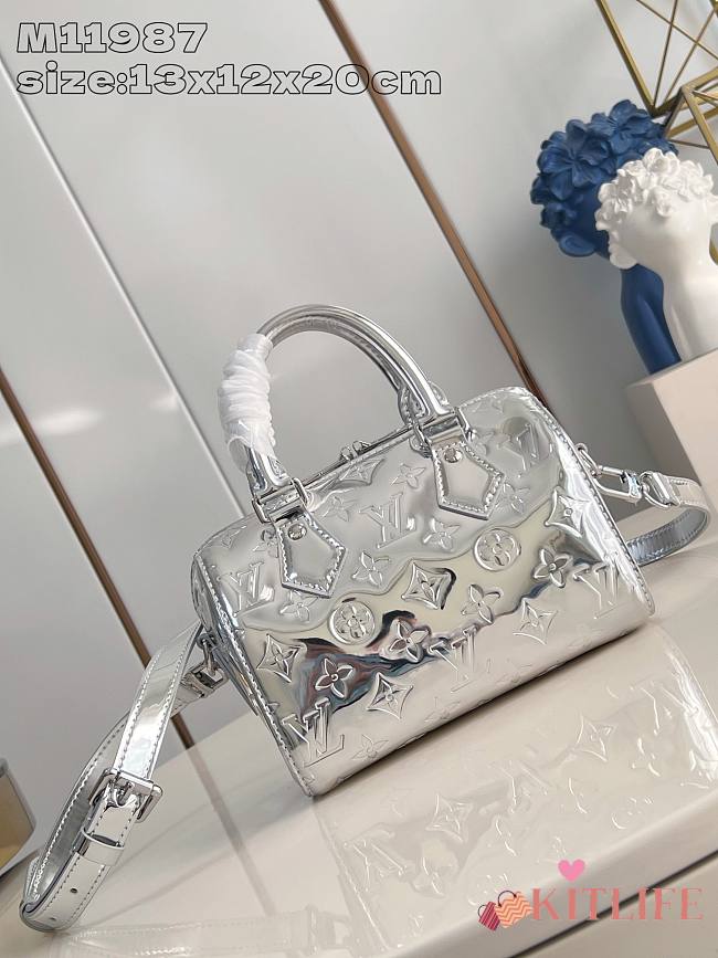 Kitlife Louis Vuitton Speedy Bandoulière 20 Silver M11987 13.5x12x20.5cm - 1