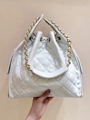 Kitlife Chanel 25C Drawstring Bucket Hobo Bag White Grained Calfskin AS5311 40x30x15cm  - 4