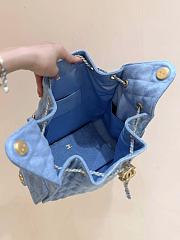 Kitlife Chanel 25C Drawstring Bucket Hobo Bag Blue Denim AS5311 40x30x15cm - 4