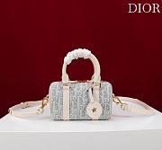 Kitlife Dior Groove 16 Bag Light Blue Denim Dior Oblique Jacquard 17x10x8cm  - 1