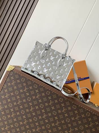 Kitlife Louis Vuitton Onthego PM LV Ski Silver M26373 25x19x11.5cm