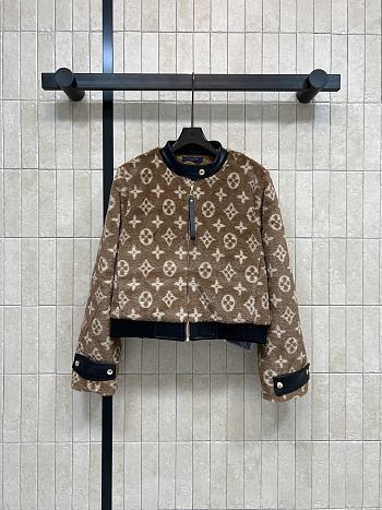 Kitlife Louis Vuitton 2025 Monogram Feathered Short Jacket Beige