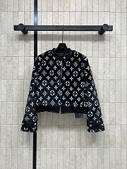 Kitlife Louis Vuitton 2025 Monogram Feathered Short Jacket Black - 2
