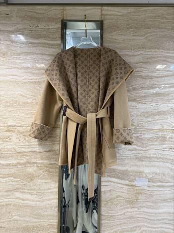 Kitlife Louis Vuitton Belted Short Wrap Pea Coat Beige