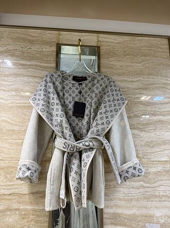 Kitlife Louis Vuitton Belted Short Wrap Pea Coat Grey