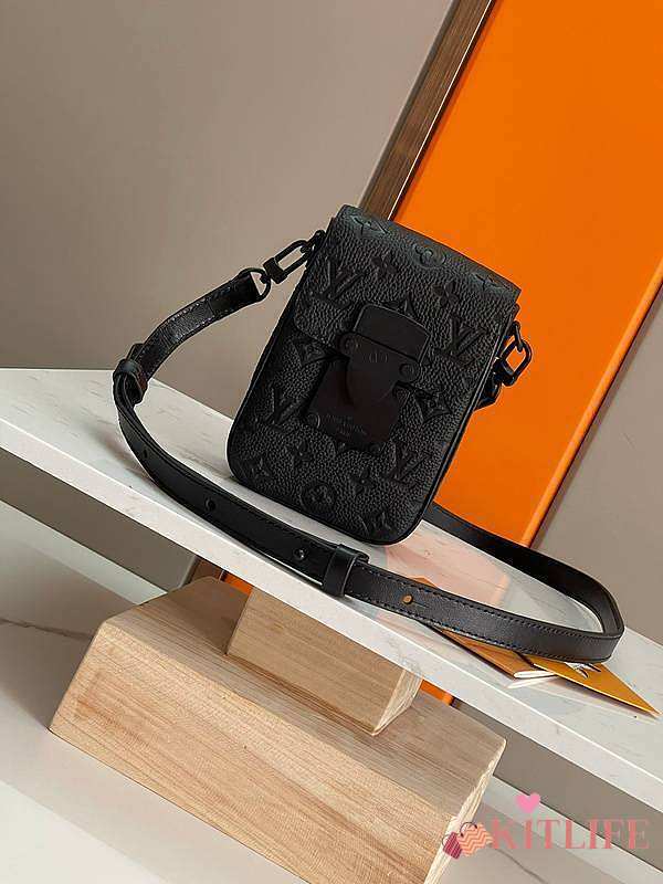 Kitlife Louis Vuitton S-Lock Bag Black Monogram Taurillon Leather M81524 12x19x7cm - 1