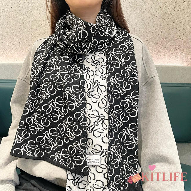 Kitlife Loewe Knitted Cashmere Scarf Black & White 180x32cm - 1