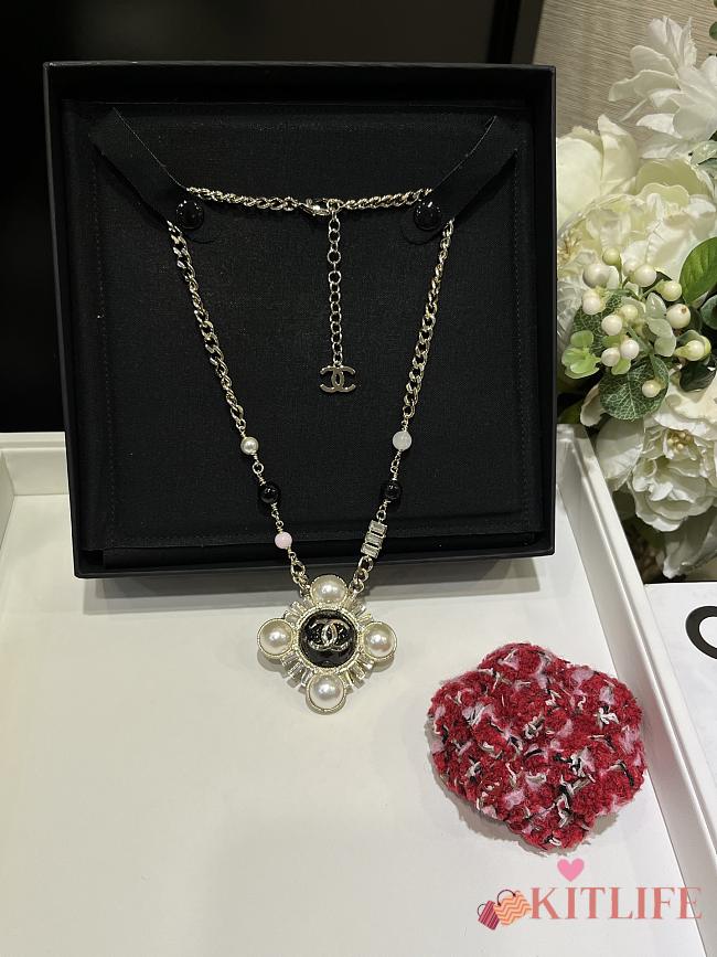 Kitlife Chanel 25K Black Enamel Pearl Rhinestone Diamond Sunflower Necklace - 1