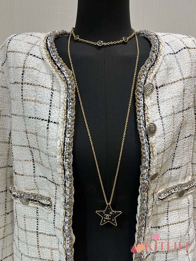 Kitlife Chanel 25K Gold Double C Black Enamel Five-Pointed Star Necklace - 1