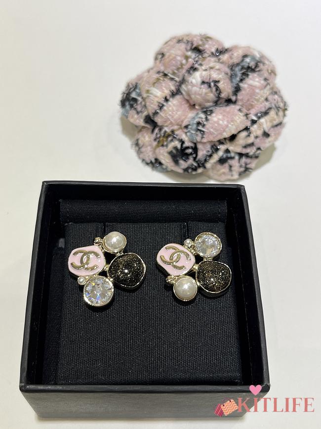Kitlife Chanel 25K Black and Pink Enamel Double C Geometric Earrings  - 1
