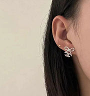 Kitlife Chanel 25K New Silver Bow Double C Stud Earrings with Full Diamonds  - 5