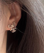 Kitlife Chanel 25K Light Gold Bow with Full Diamond Double C Stud Earrings  - 5