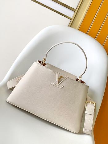 Kitlife Louis Vuitton Capucines Souple Medium Bag Off-White M14979 33x24x12cm 