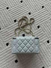 Kitlife Chanel Vanity Blue Grained Leather AP3940 17x9.5x8cm - 5