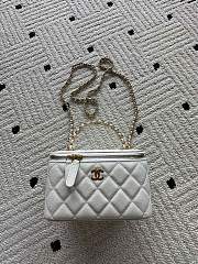 Kitlife Chanel Vanity White Grained Leather AP3940 17x9.5x8cm  - 1