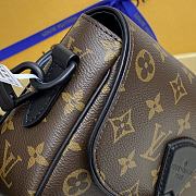Kitlife Louis Vuitton Montsouris Messenger PM Bag Brown M47060 20x17x7cm - 5