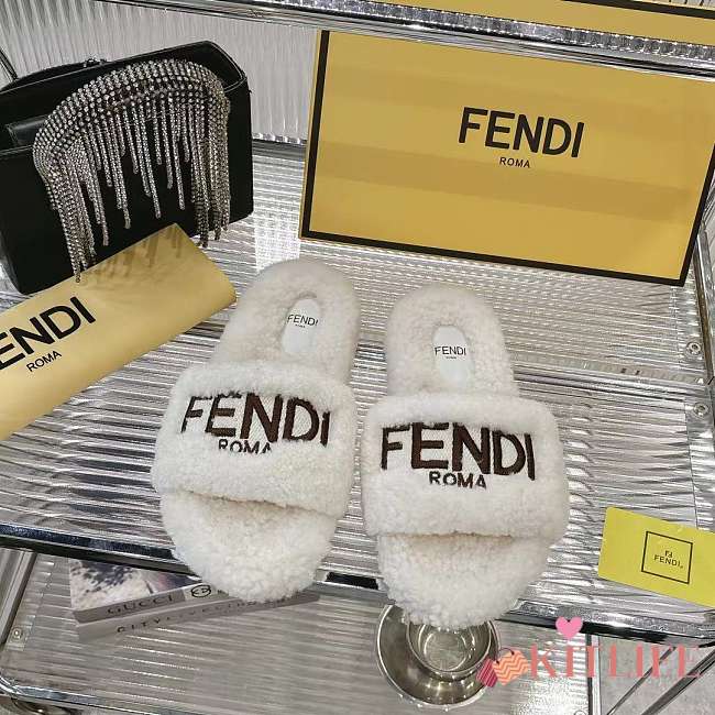 Kitlife Fendi Fur Slippers White - 1