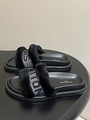 Kitlife Louis Vuitton Bliss Comfort Mule Black - 2