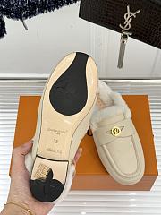 Kitlife Louis Vuitton Soho Open Back Loafer Beige Leather - 5