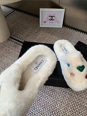 Kitlife Chanel Furry Slippers White - 3