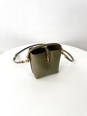 Kitlife Saint Laurent Le 37 Mini Bucket Bag in Green Shiny Leather 765870 15x13x6cm  - 4