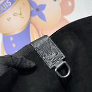 Kitlife Louis Vuitton Verso Hobo Handbag Black Suede M27022 30x15.5x33cm - 2