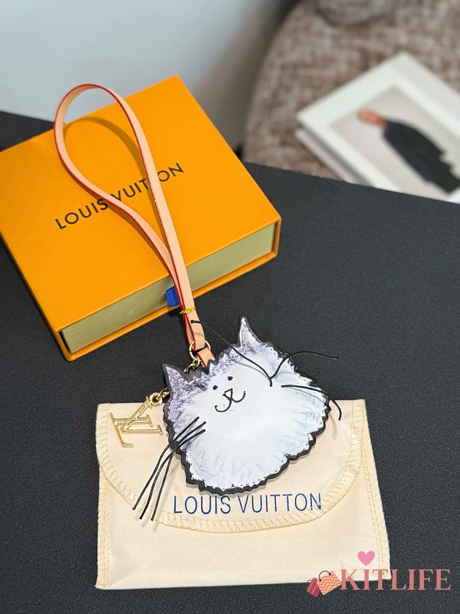 Kitlife Louis Vuitton Kitten Bag Charm M02944  - 1