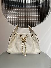 Kitlife Chanel 25C Drawstring Bucket Hobo Bag Cream Grained Leather 20x22x12.5cm  - 1