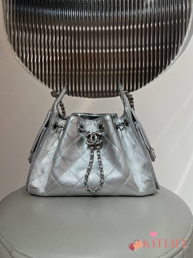 Kitlife Chanel 25C Drawstring Bucket Hobo Bag Silver Grained Leather 20x22x12.5cm  - 1