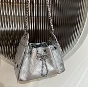 Kitlife Chanel 25C Drawstring Bucket Hobo Bag Silver Grained Leather 20x22x12.5cm  - 2