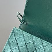 Kitlife Bottega Veneta Andiamo Clutch Green Suede 741511 31x13x3cm - 3