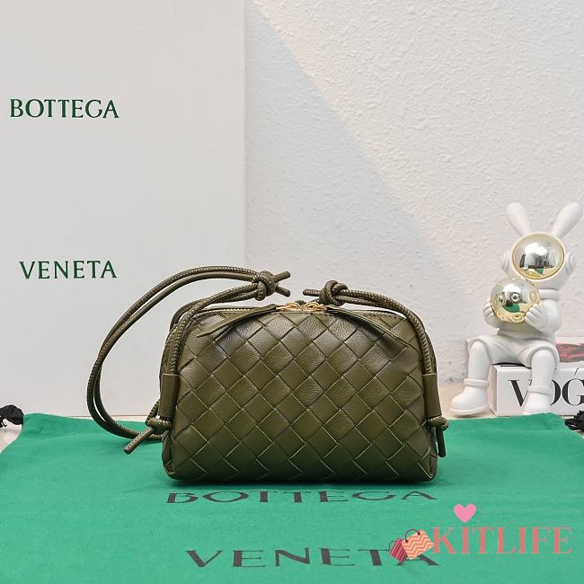 Kitlife Bottega Veneta Concert Pouch Green 794258 18.5x11.5x8.5cm - 1