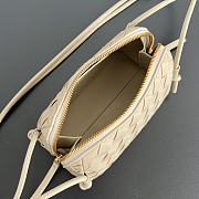 Kitlife Bottega Veneta Concert Pouch Beige 794258 18.5x11.5x8.5cm - 6