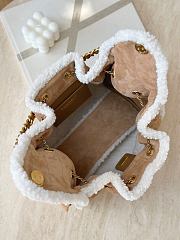 Kitlife Chanel Drawstring Handbag Beige Suede Leather & Gold Metallic AS5293 30x26x14cm  - 3