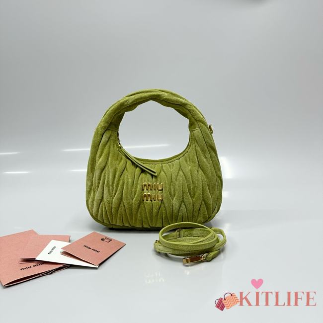 Kitlife Miu Miu Ivy Green Wander Matelassé Suede Bag 20x17x6cm - 1
