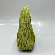 Kitlife Miu Miu Ivy Green Wander Matelassé Suede Bag 20x17x6cm - 6