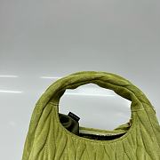 Kitlife Miu Miu Ivy Green Wander Matelassé Suede Bag 20x17x6cm - 5
