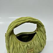 Kitlife Miu Miu Ivy Green Wander Matelassé Suede Bag 20x17x6cm - 3